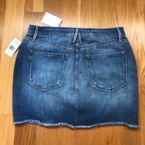 NWT $155~GOOD AMERICAN~Black Zip Up Distressed Denim Jeans Mini Skirt~6/28/Small - Picture 7 of 10